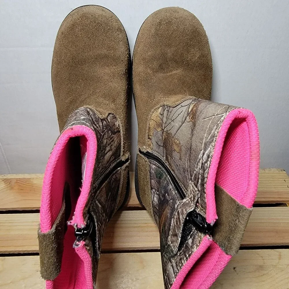 Game Winner Girls Camo Boots - Size 4B/M